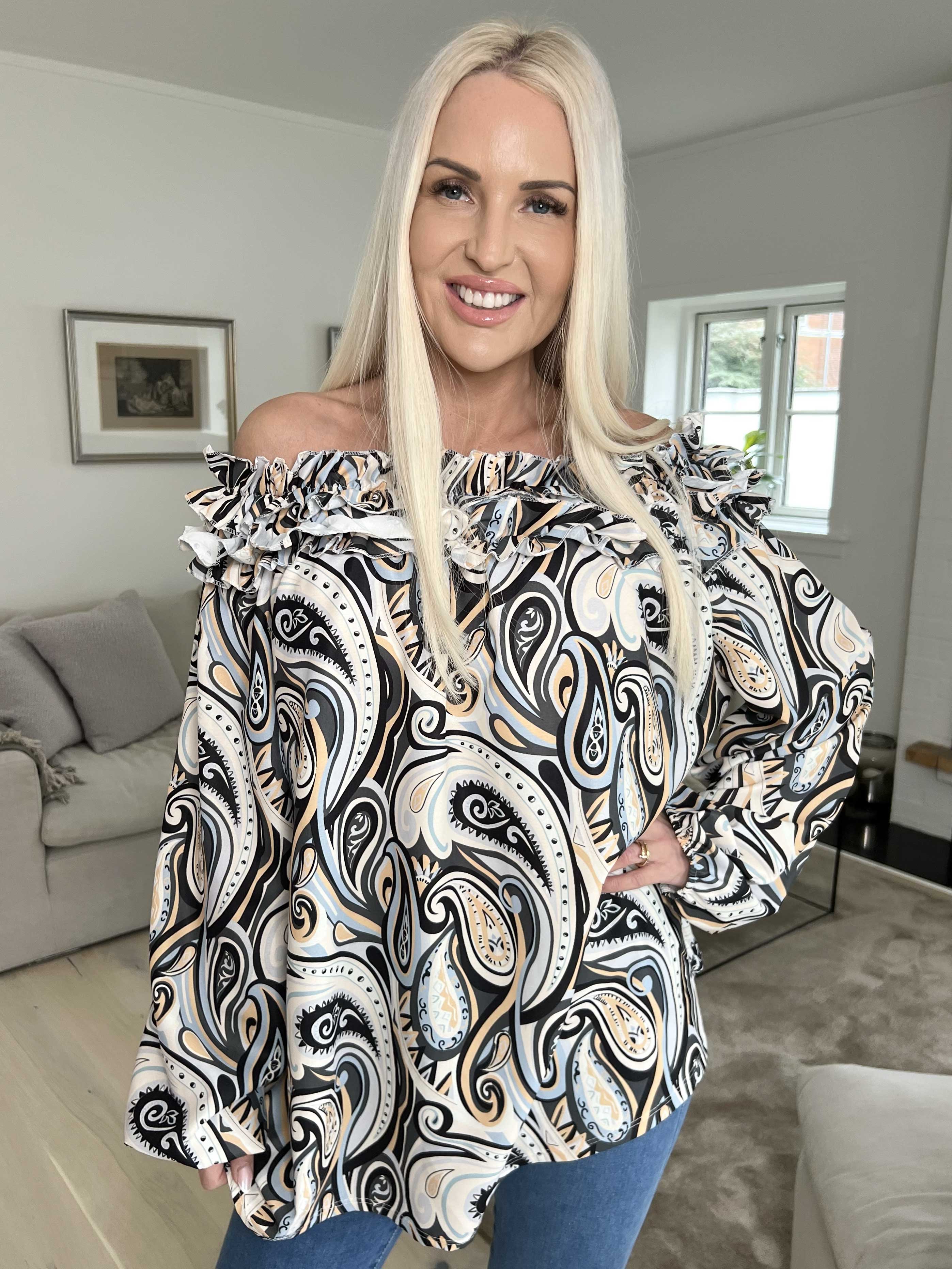 Chili Pattern - Langærmet mønstret tunika med flæser